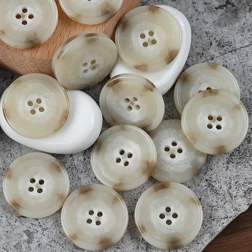 15-25mm Round 4 Hole Colorful Patterned Urea Buttons for Casual Suits Vests