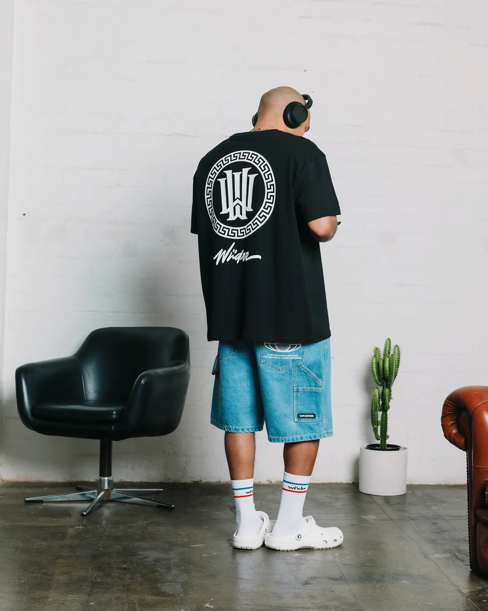 APOLLO BOX FIT TEE - BLACK