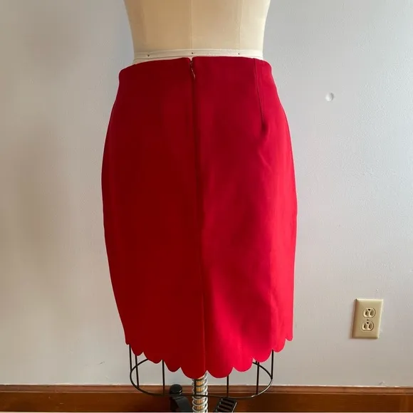 Banana Republic Scalloped Pencil Skirt- Red- Size 8- NWT