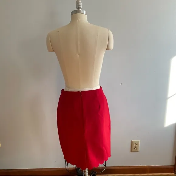 Banana Republic Scalloped Pencil Skirt- Red- Size 8- NWT