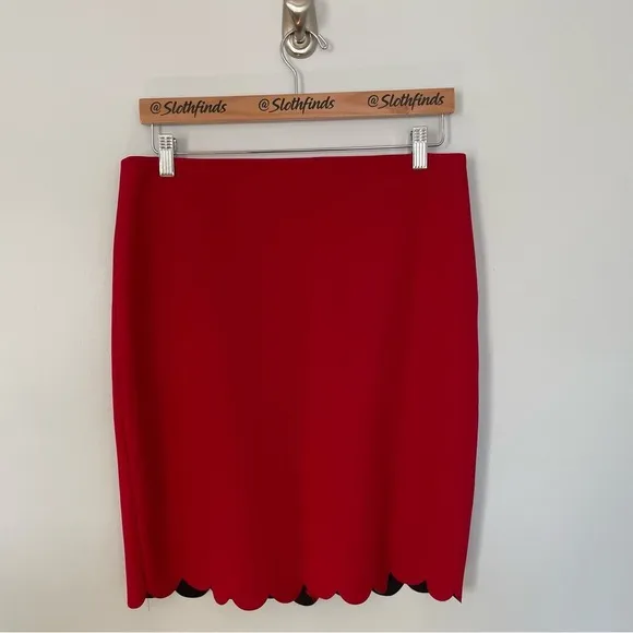 Banana Republic Scalloped Pencil Skirt- Red- Size 8- NWT