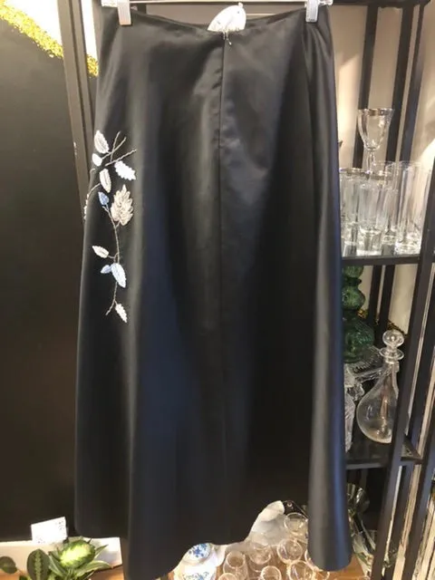 BEBE evening skirt, size 6 #169