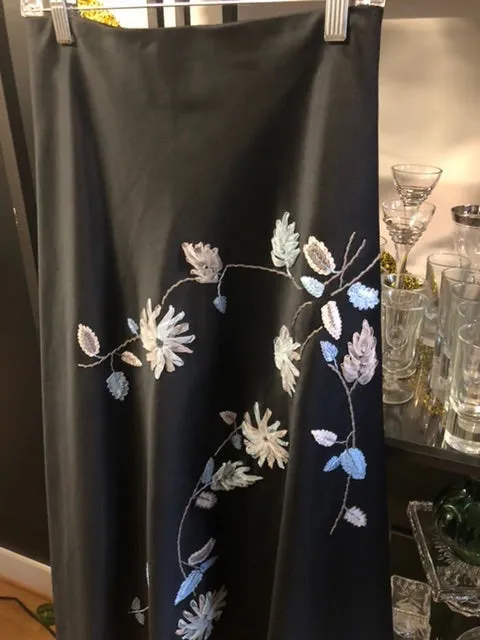 BEBE evening skirt, size 6 #169