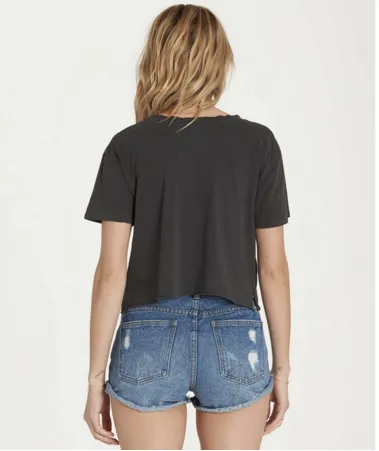 Billabong Women's Dream Team Crop Tee | Off Black
