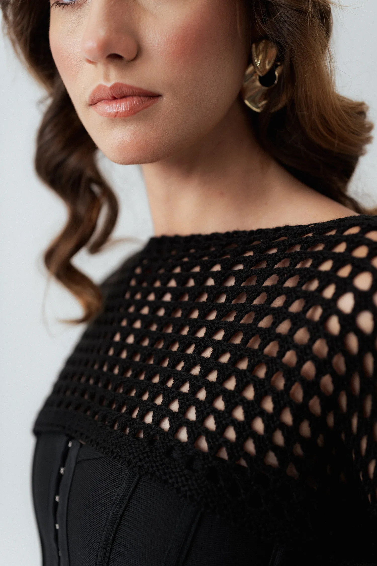 Black Cropped Knit Sweater