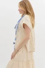 Cable Knit Sleeveless Sweater