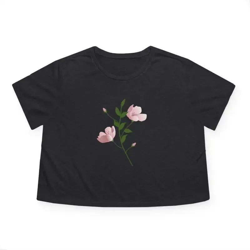 Chic Flowy Cropped Tee with Pink Flower Vibes