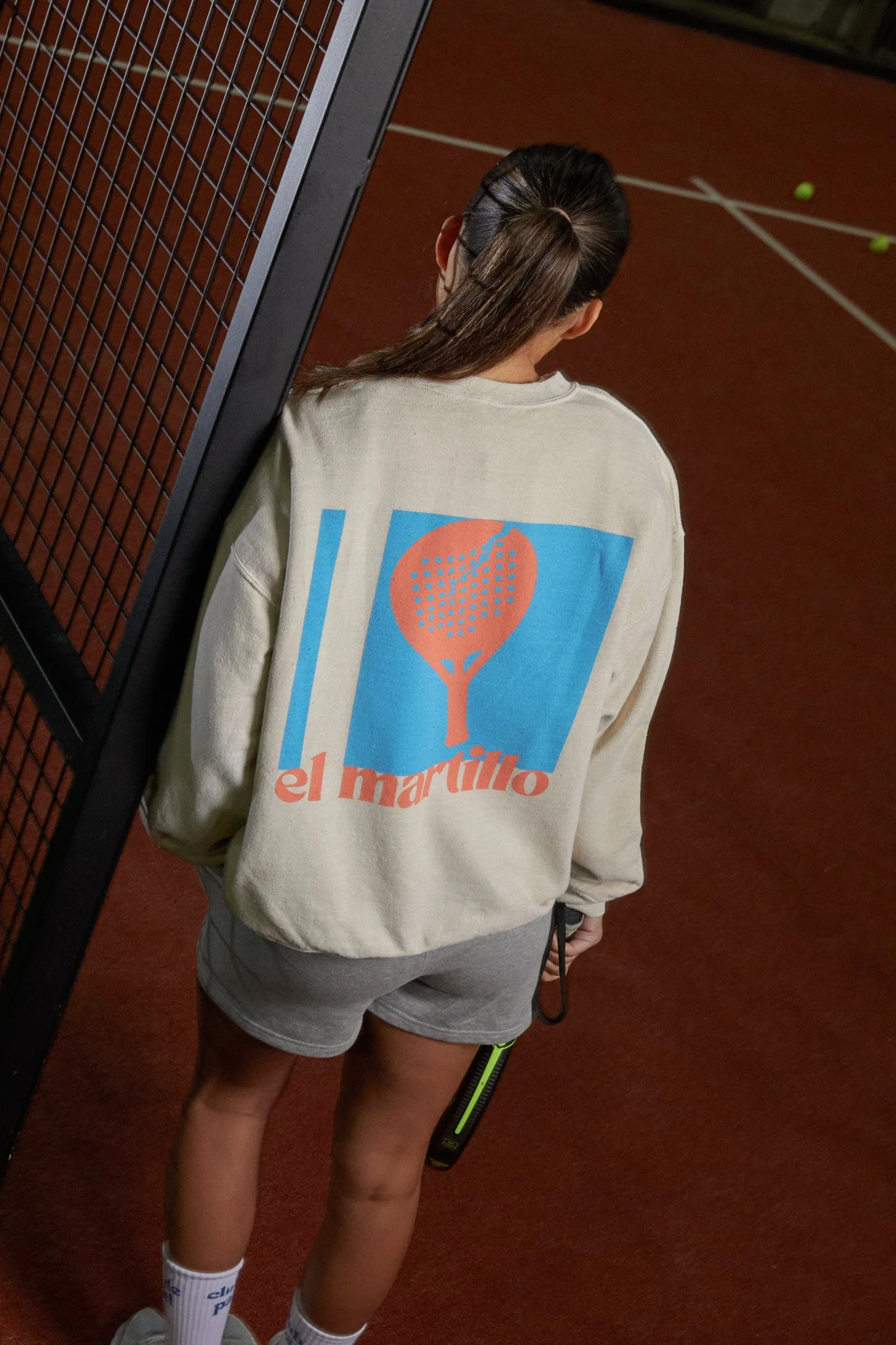 Club de Padel 'El Martillo 2.0' Vintage Washed Sweater - Cream