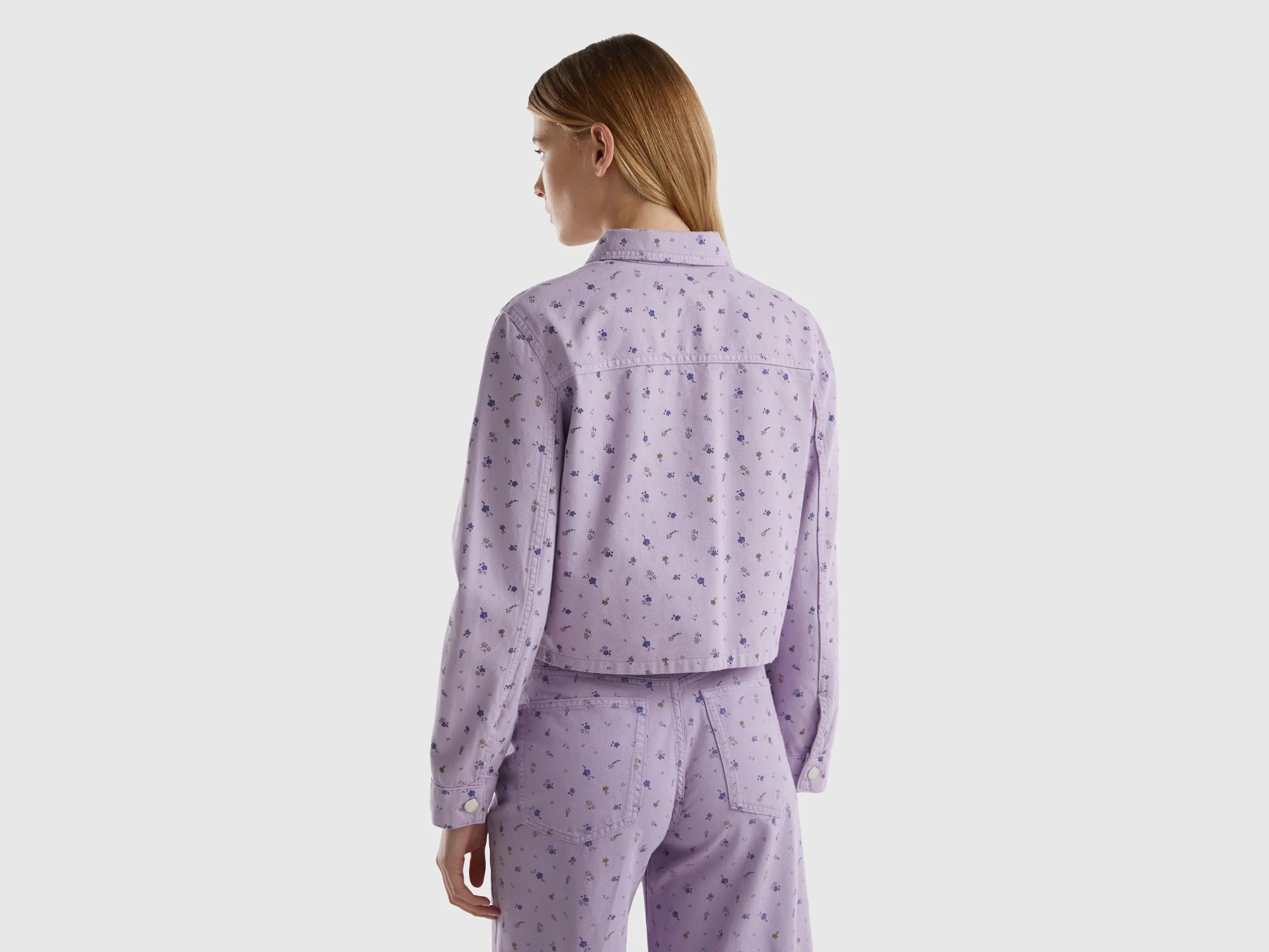 Collared Neck Printed Jacket