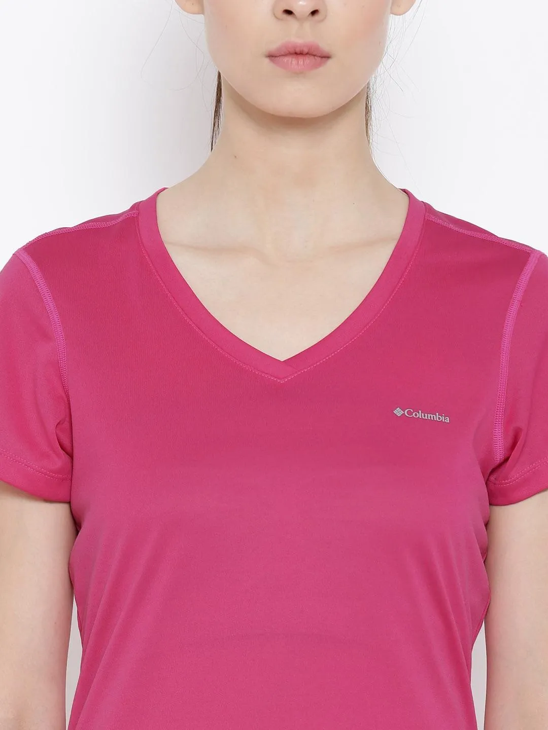 Columbia Women Red Tech Trekshort Sleeve T-Shirt