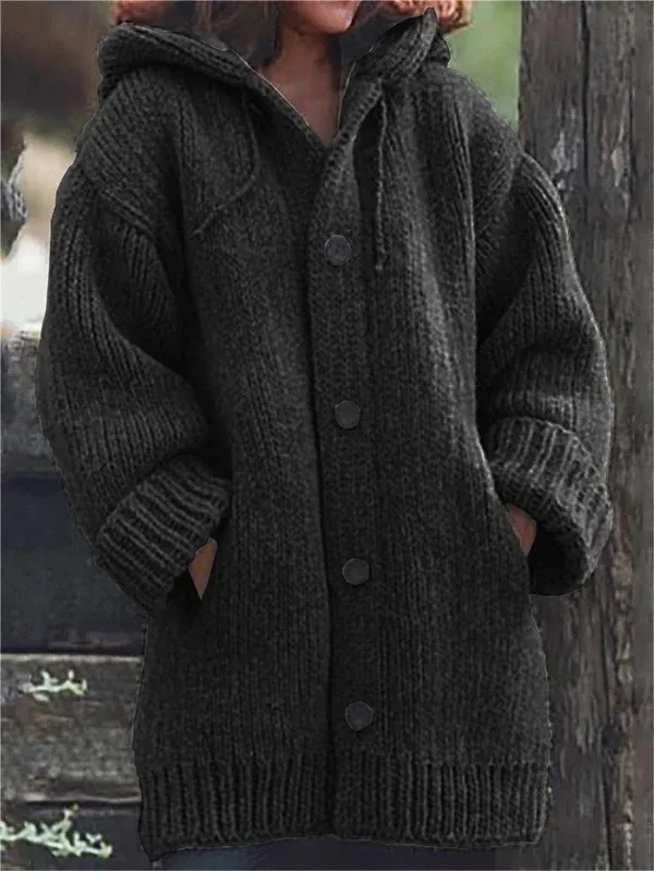 Cosy companion for chilly days - Comfortable and versatile - High-quality craftsmanship for durability