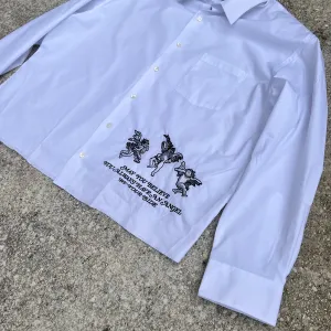 Cropped Button up Angels shirt