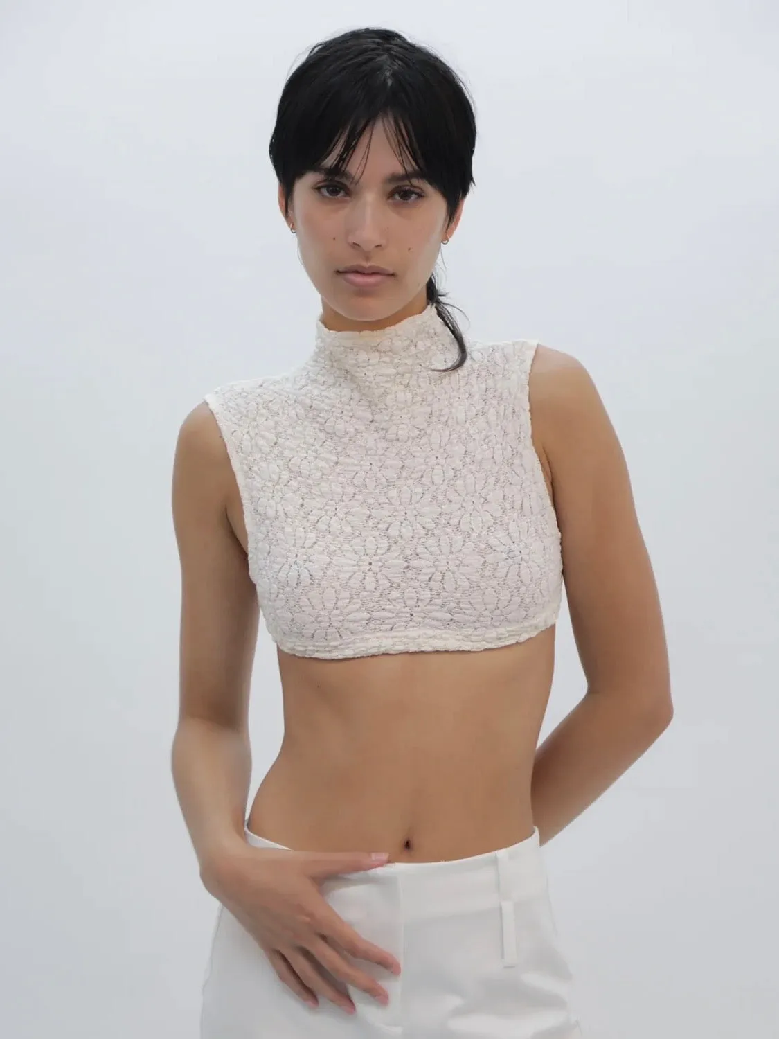 CROPPED LACE TURTLENECK   DEADSTOCK