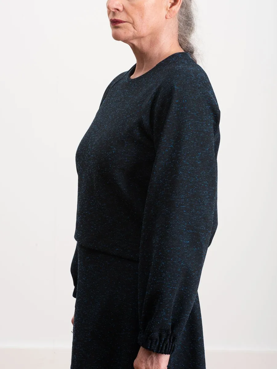 cropped sweatshirt