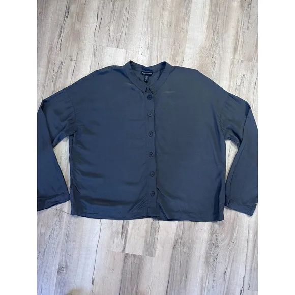 Eileen Fisher grey button blouse blazer