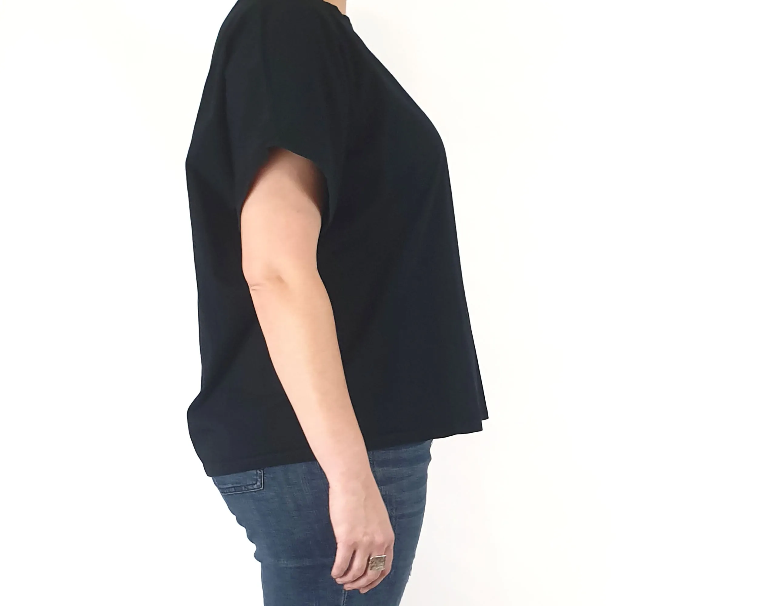 Elk black classic tee shirt size 16