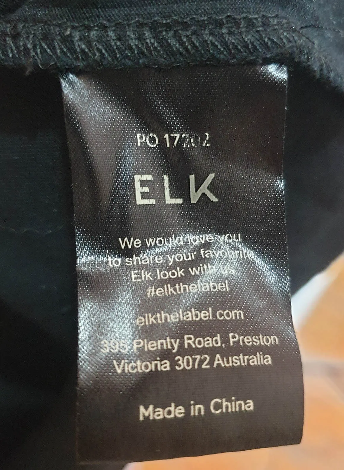 Elk black classic tee shirt size 16