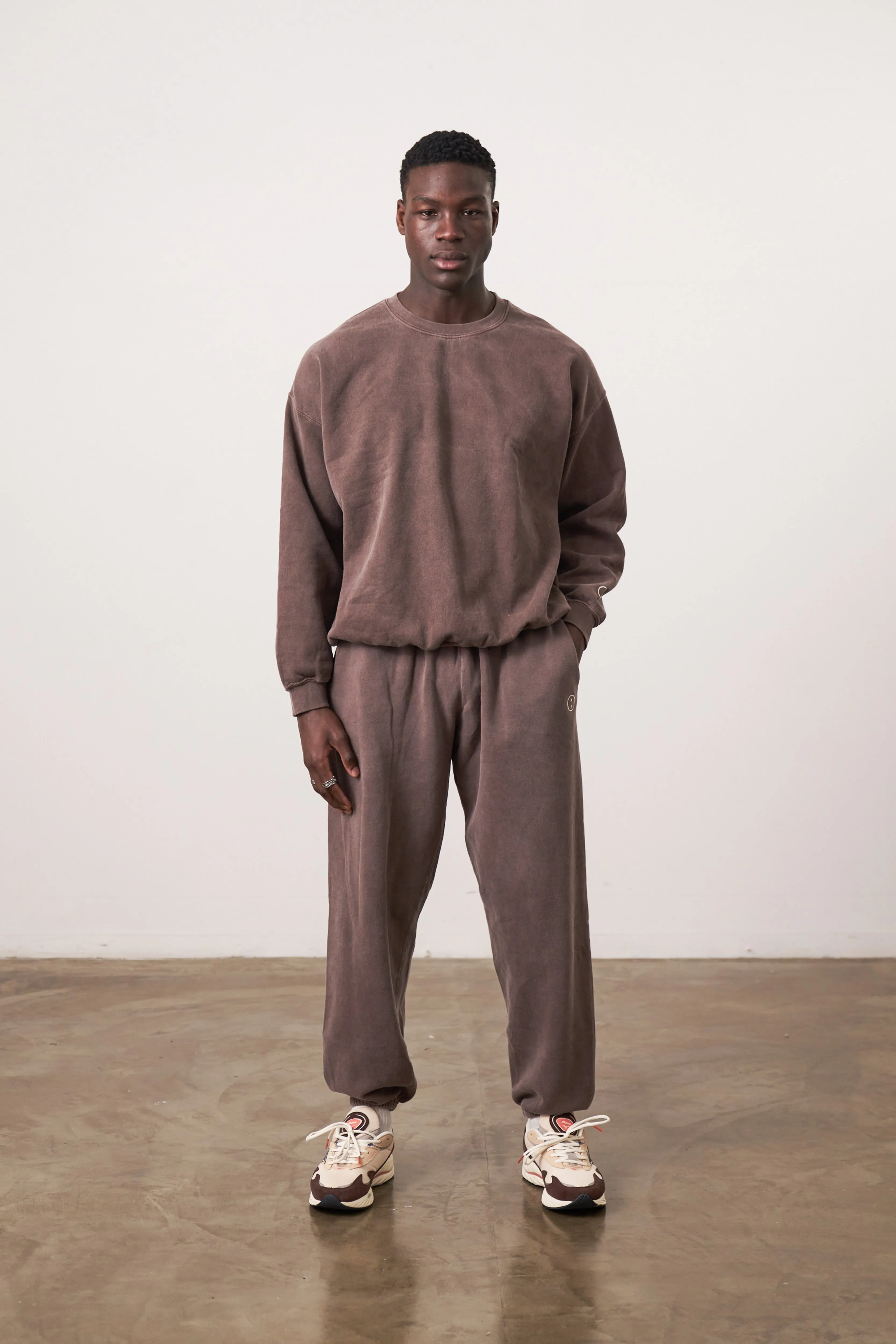 Essentials Vintage Washed Sweater & Jogger Set - Cocoa