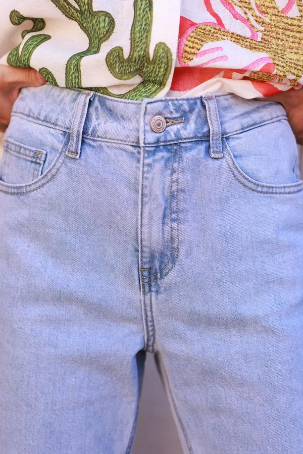 Extra light Wash Cropped Jeans with Fringe Cuff