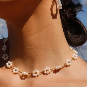 Floating Pearl Necklace