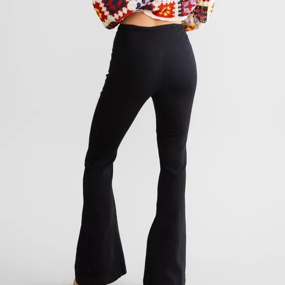 Free People Venice Beach Jean in Black - Size 27
