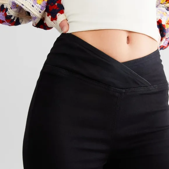 Free People Venice Beach Jean in Black - Size 27