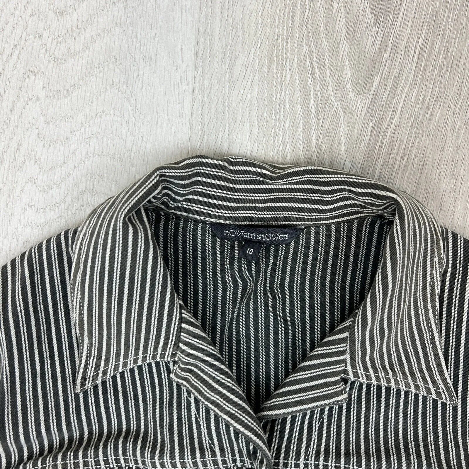 Howard Showers Womens Cropped Button Up Biker Style Jacket Size 10