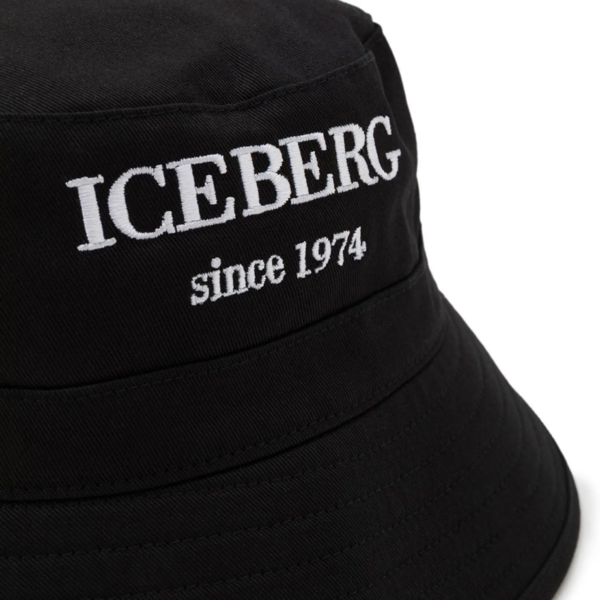 Iceberg bucket hat with white logo