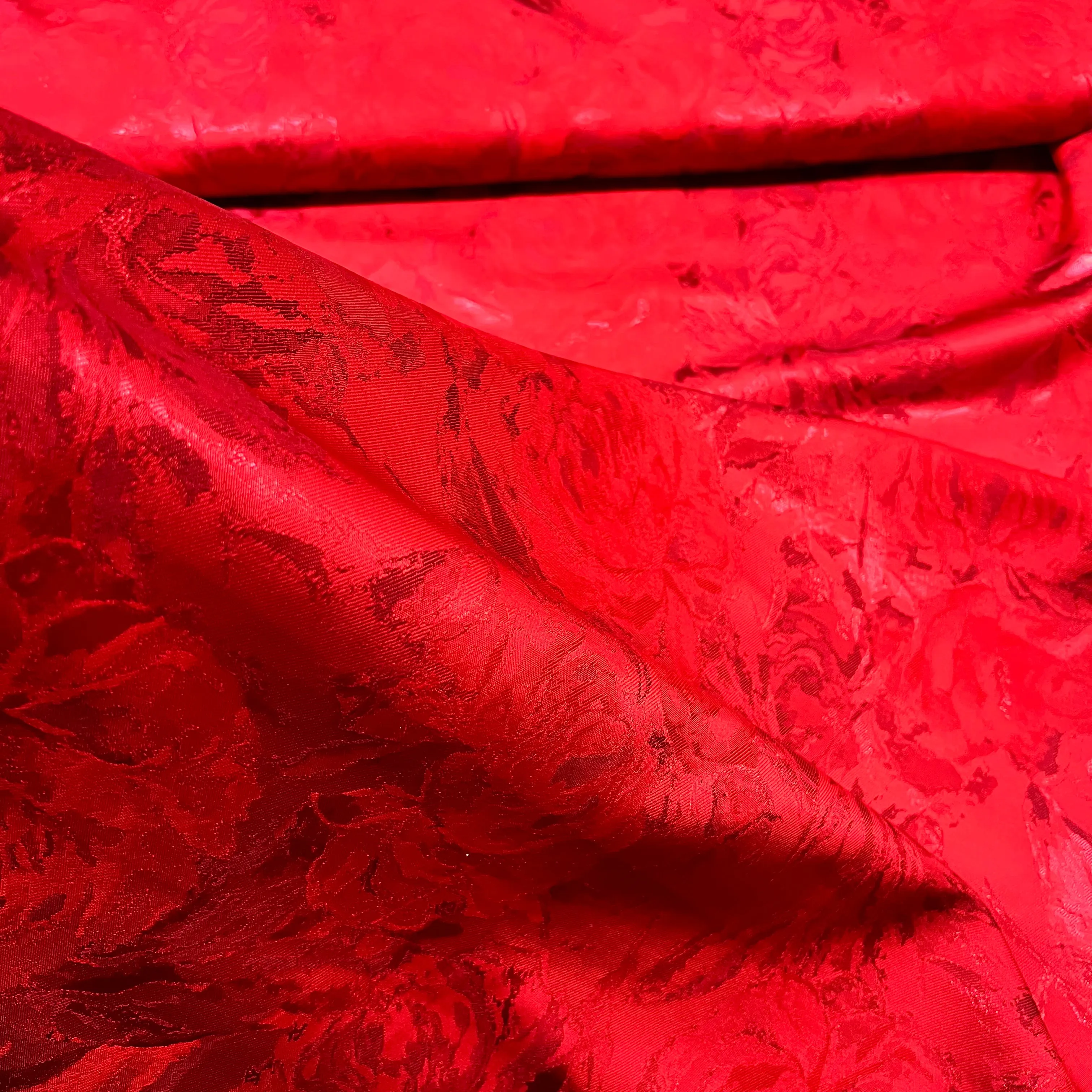 Jacquard - Crimson
