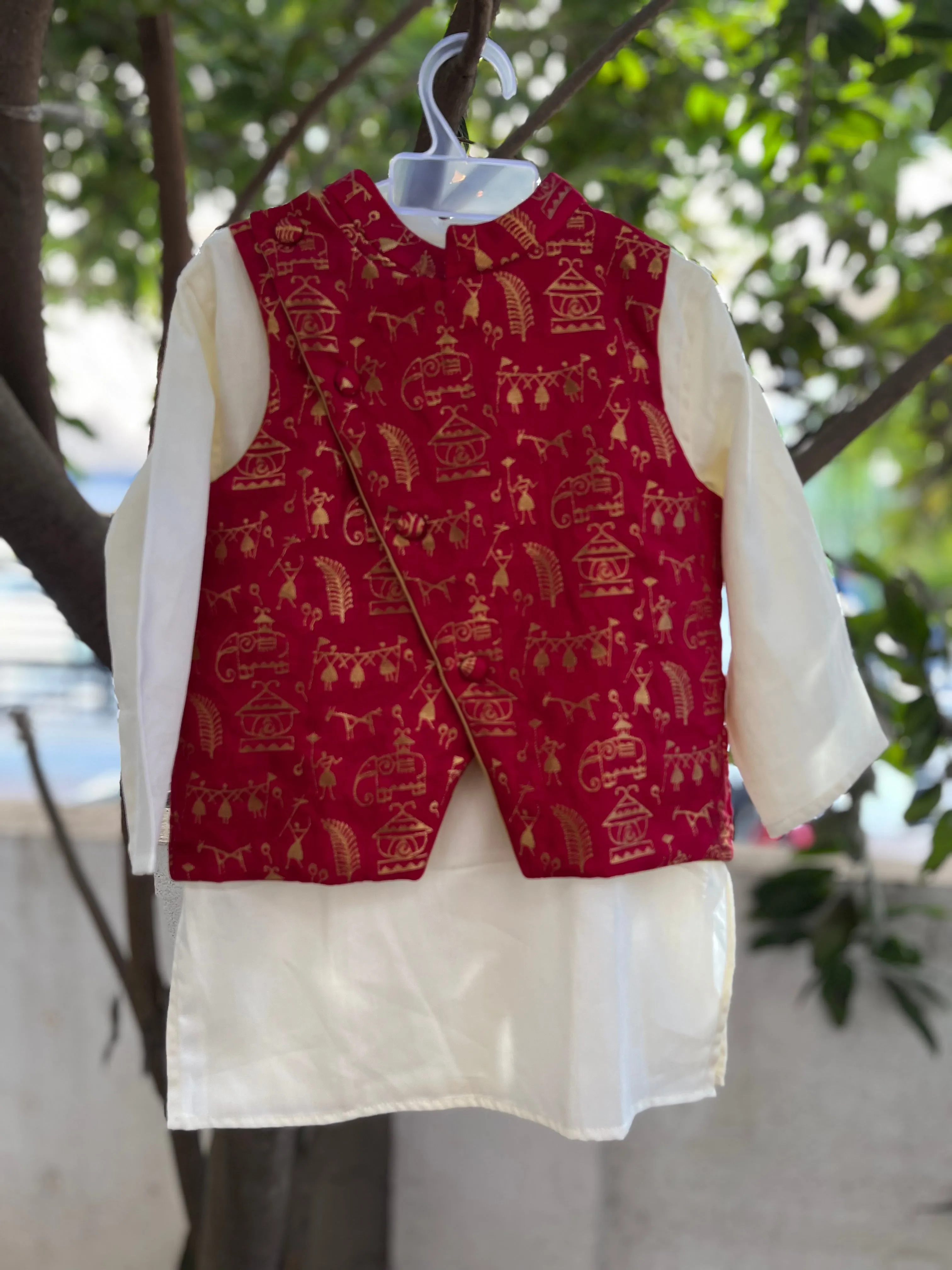 Klingaru  Festive Jacket Fuschia Pink Warli Art