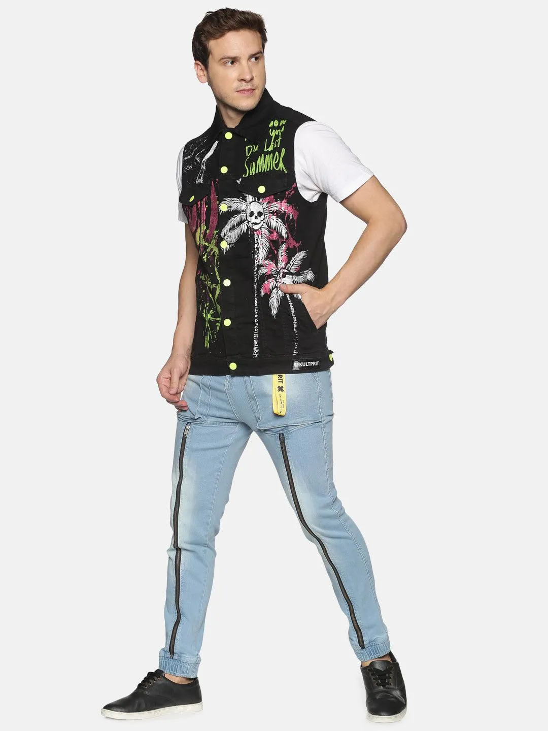 Kultprit Allover print sleeveless jacket