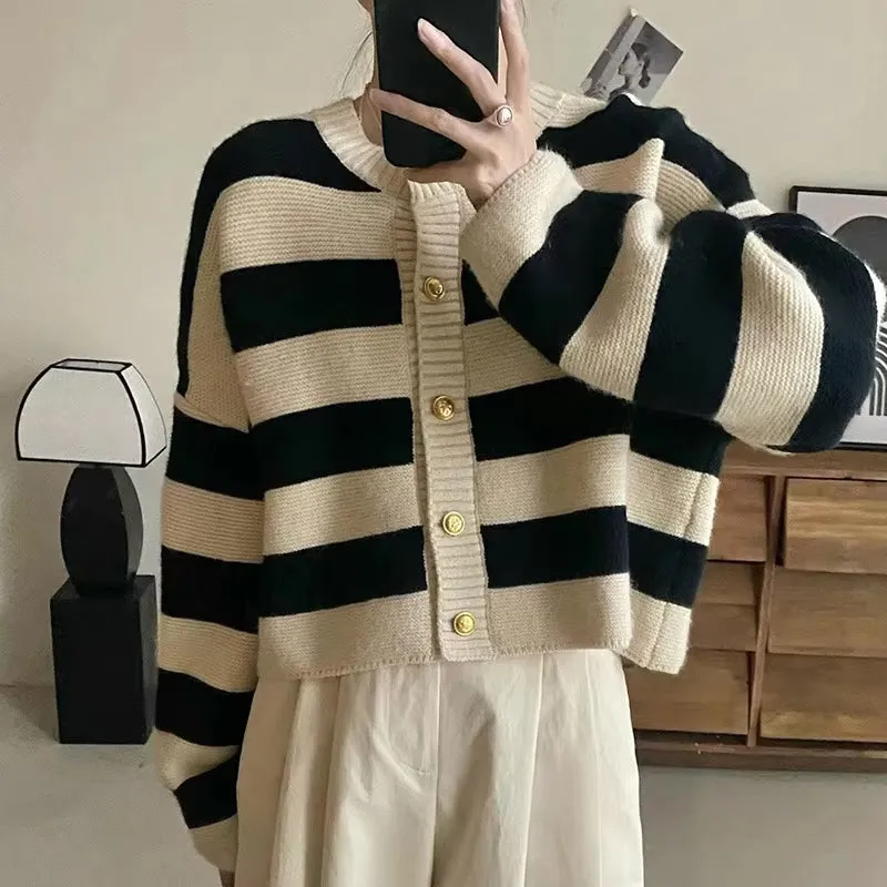 Loose Striped Knitted Cropped Cardigan Swater