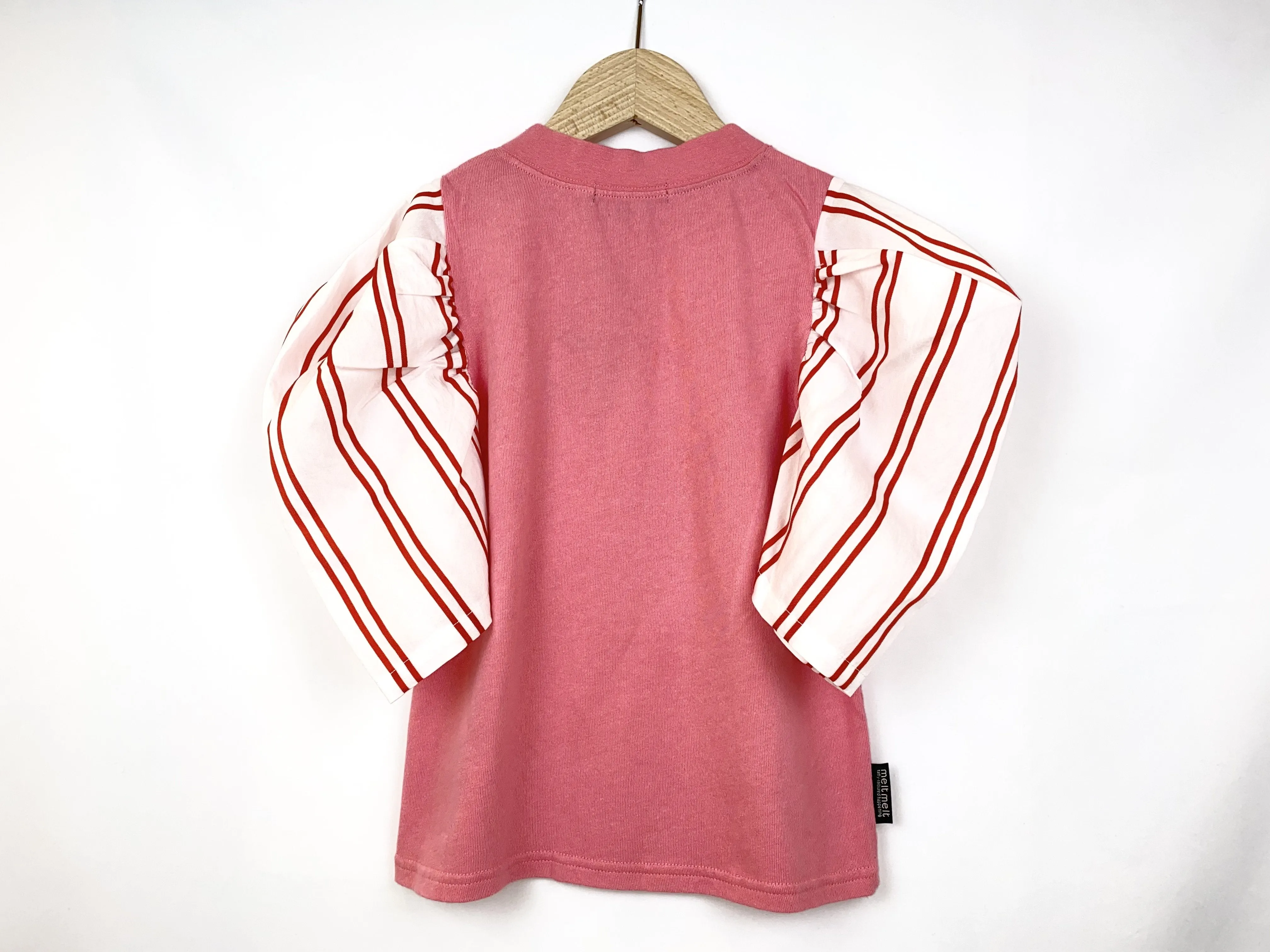 MELT T-SHIRTS