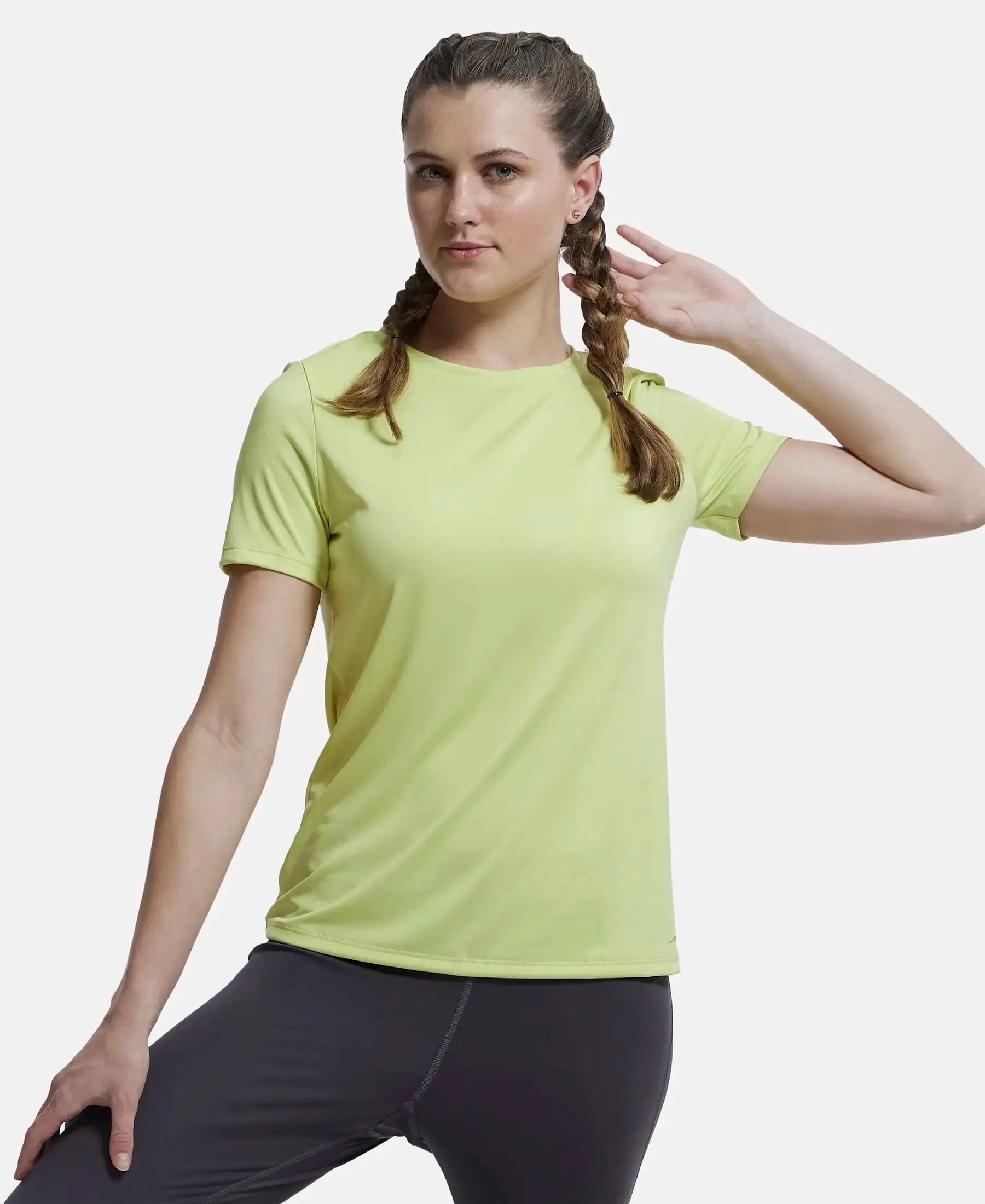 Microfiber Polyester Fabric Relaxed Fit Solid Round Neck Half Sleeve T-Shirt - Daiquiri Green