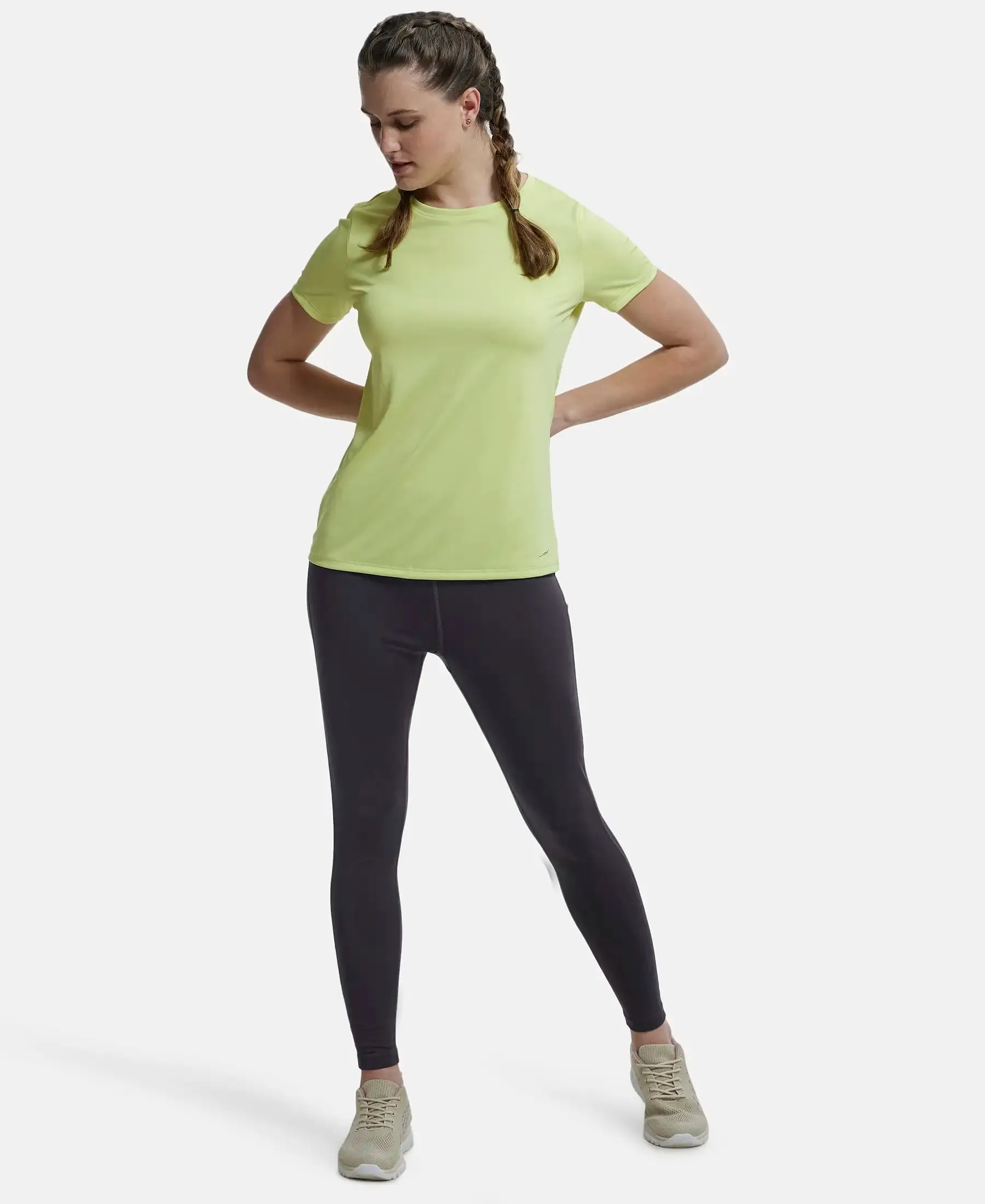 Microfiber Polyester Fabric Relaxed Fit Solid Round Neck Half Sleeve T-Shirt - Daiquiri Green