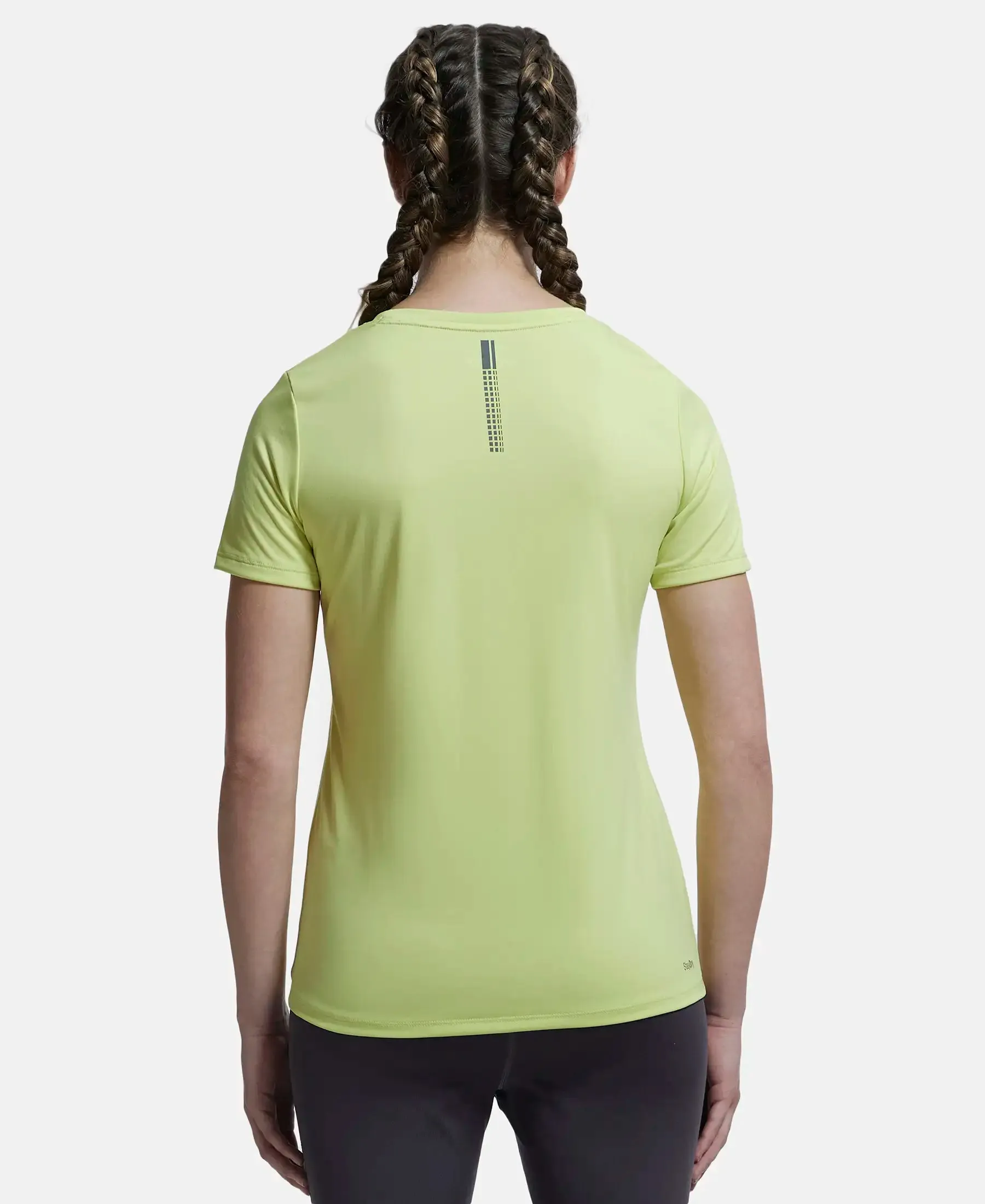 Microfiber Polyester Fabric Relaxed Fit Solid Round Neck Half Sleeve T-Shirt - Daiquiri Green