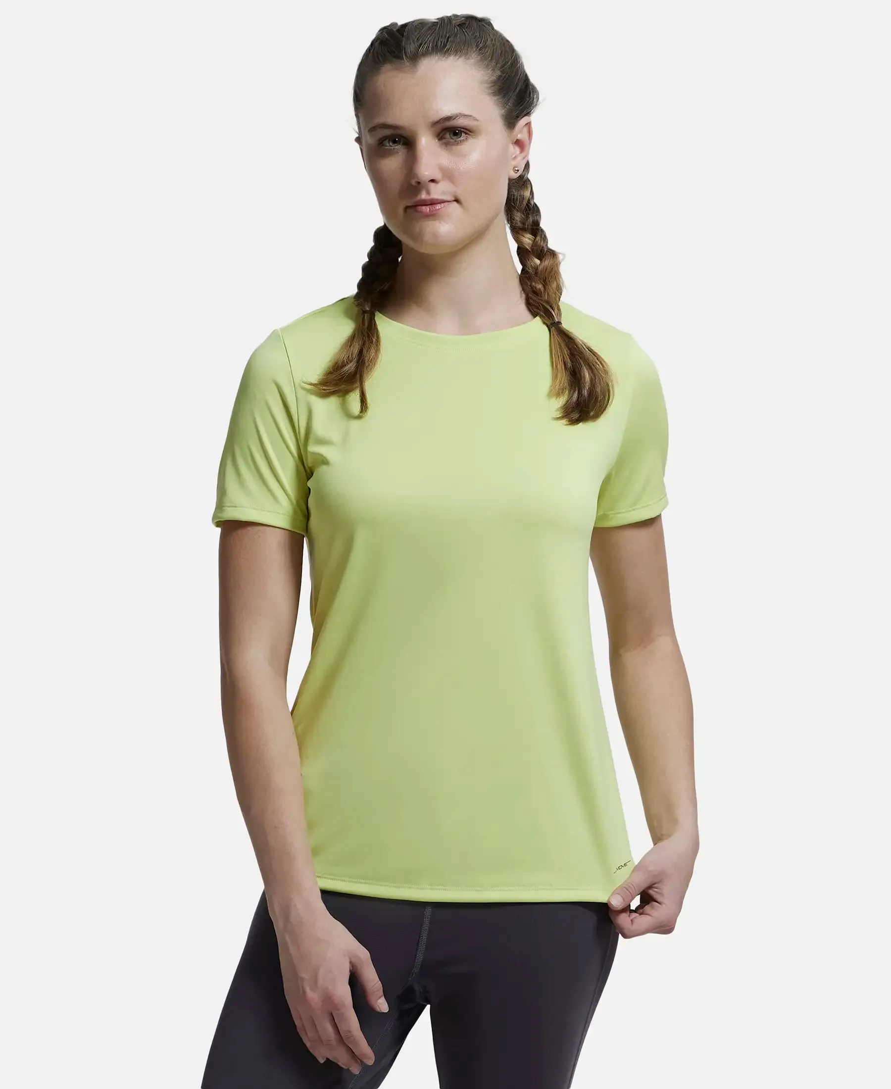 Microfiber Polyester Fabric Relaxed Fit Solid Round Neck Half Sleeve T-Shirt - Daiquiri Green