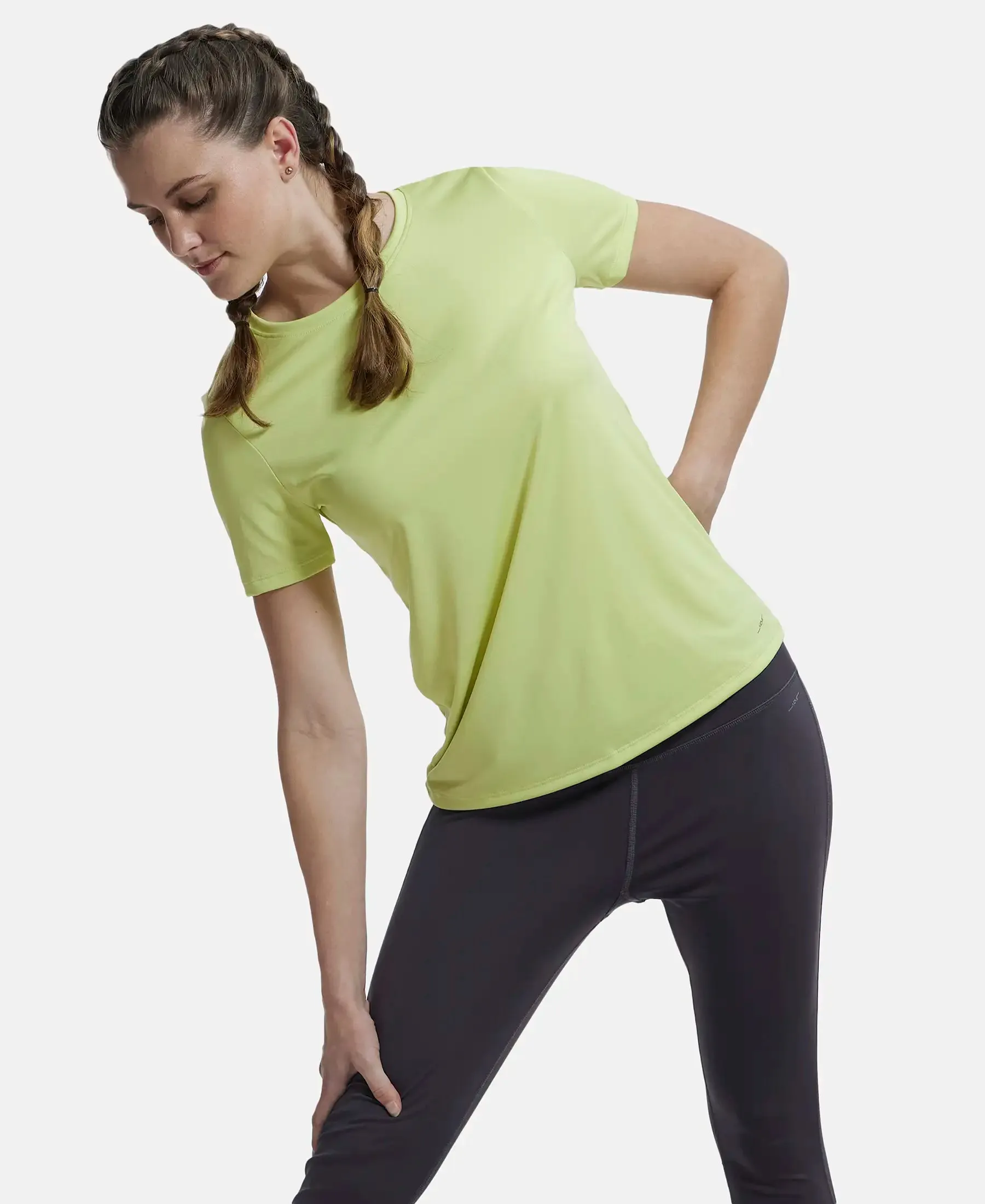Microfiber Polyester Fabric Relaxed Fit Solid Round Neck Half Sleeve T-Shirt - Daiquiri Green