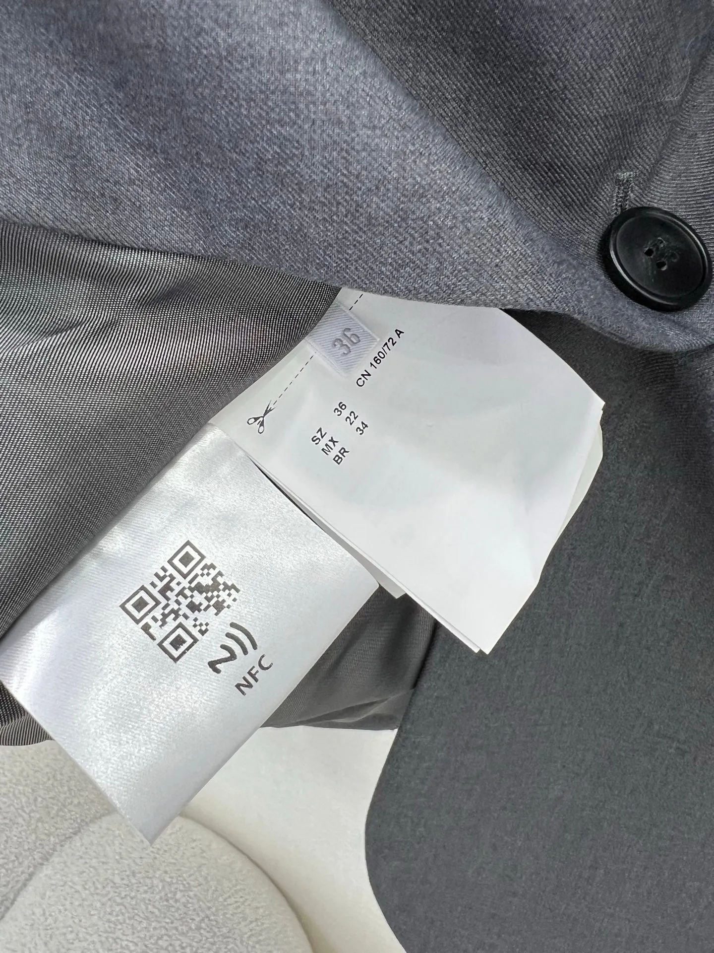 MU 25 new blazer