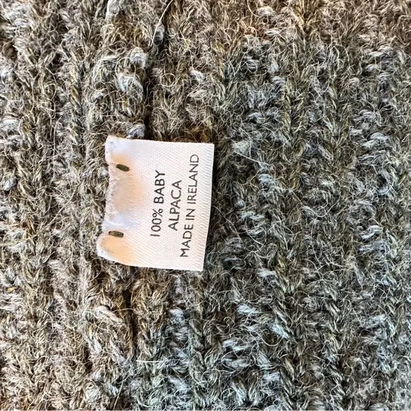 PERUVIAN CONNECTION  100% Baby Alpaca Sweater Sz X Small