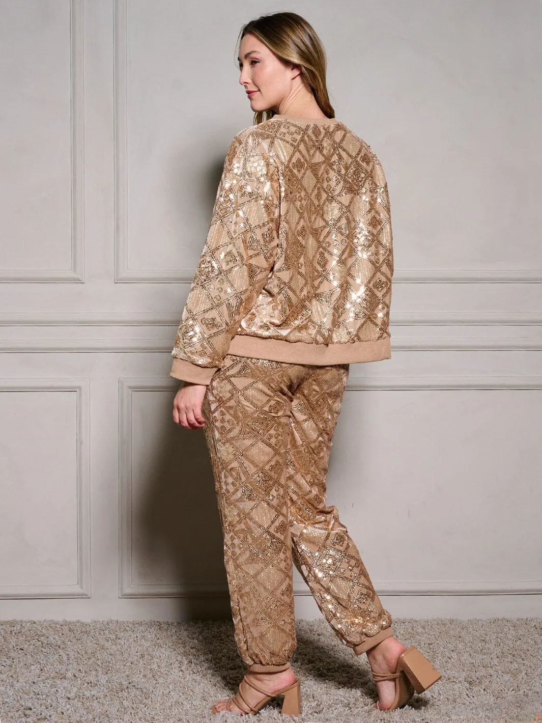 PLUS SIZE LONG SLEEVE SEQUINS PULLOVER SWEATER