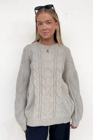 Pull Femme Tendance à Coupe Large – Regarder Moderne et Élégant