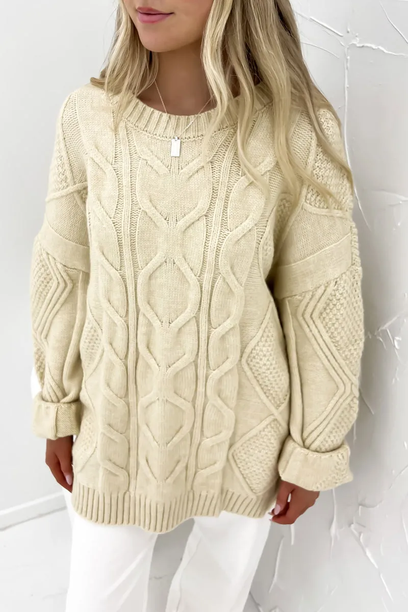 Pull Femme Tendance à Coupe Large – Regarder Moderne et Élégant