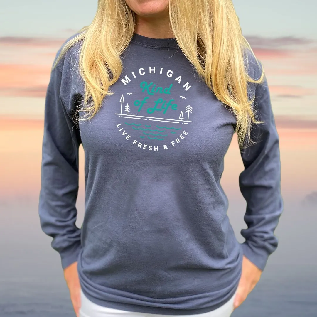 "Michigan Kind Of Life" Relaxed Fit Stonewashed Long Sleeve Unisex T-Shirt