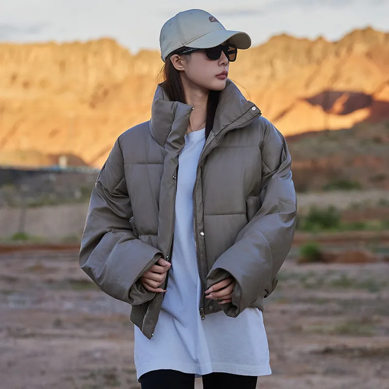 Relaxed-Fit Quilted Puffer Jacket for Women in Stain-Resistant Solid