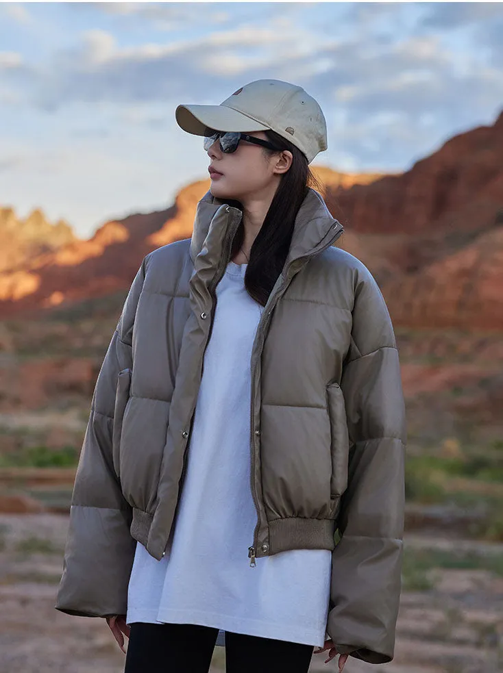 Relaxed-Fit Quilted Puffer Jacket for Women in Stain-Resistant Solid
