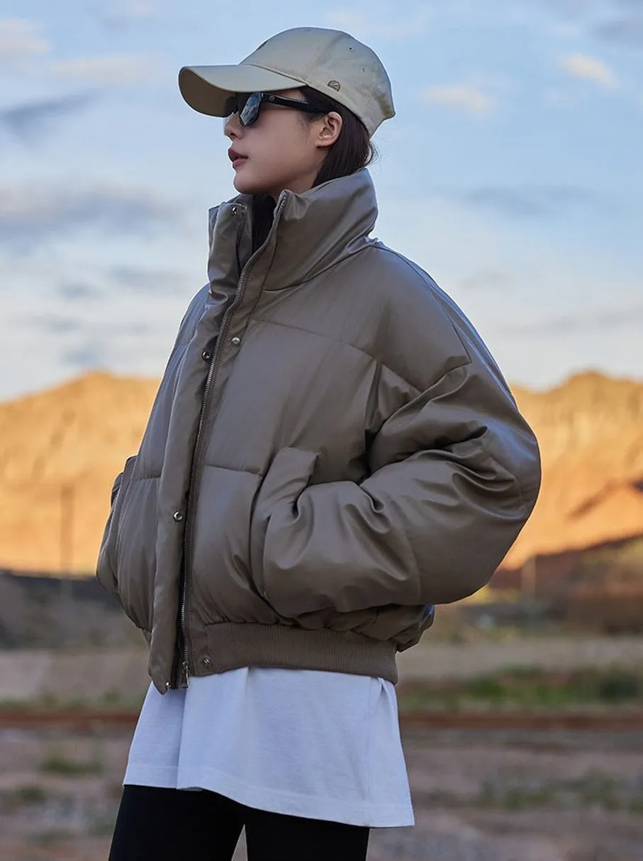 Relaxed-Fit Quilted Puffer Jacket for Women in Stain-Resistant Solid