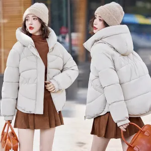 Relaxed-Fit Water-Resistant Puffer Jacket for Women Zip Up and Hooded