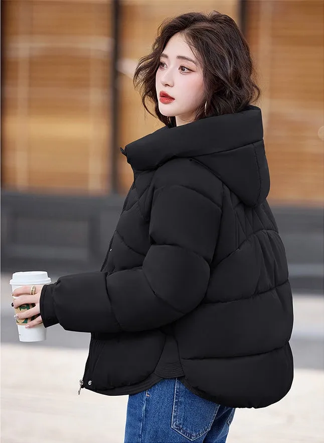 Relaxed-Fit Water-Resistant Puffer Jacket for Women Zip Up and Hooded