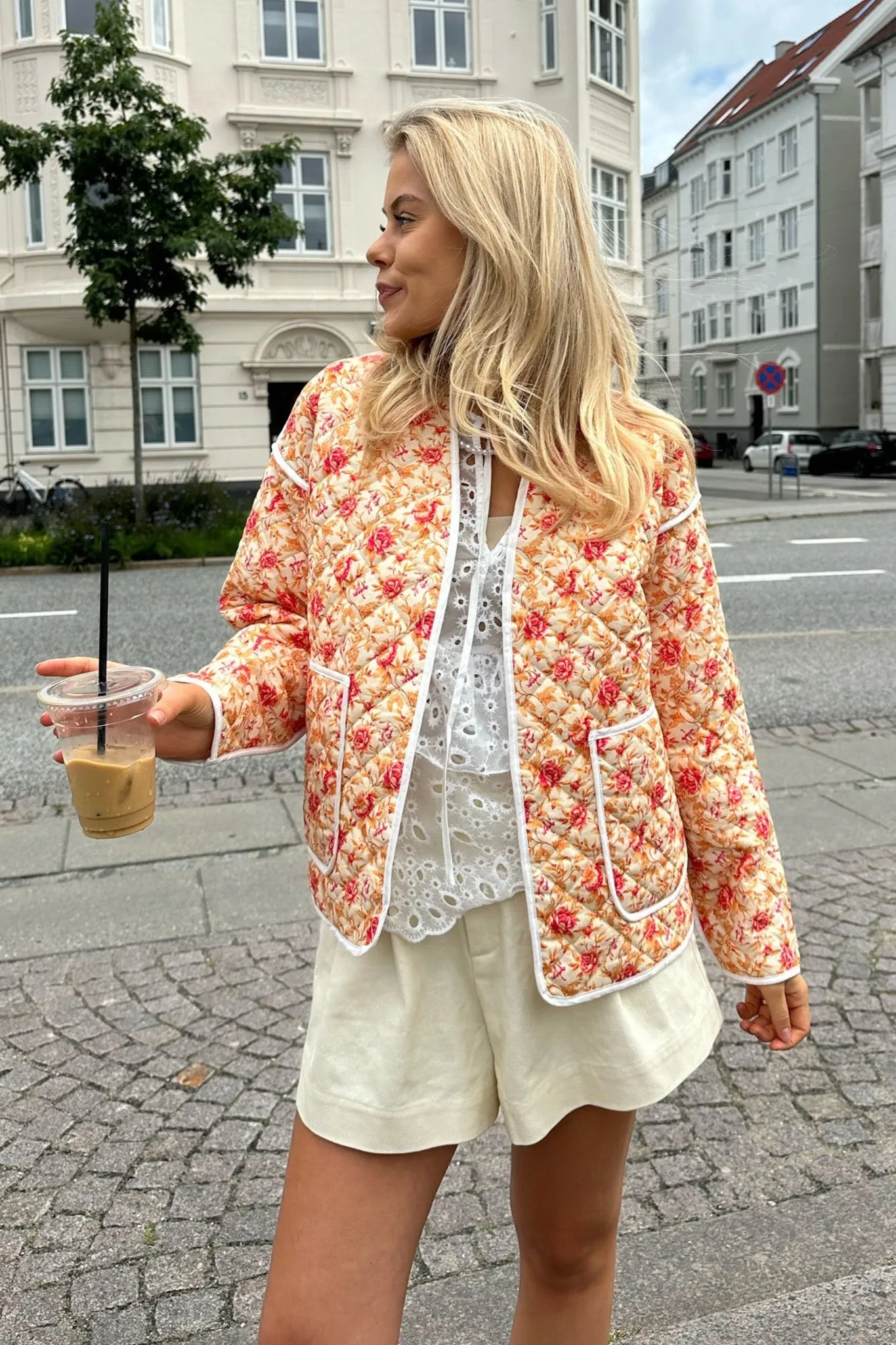 SagaIC Jakke - Lyserød Blomsterprint